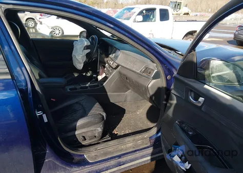 2018 Kia Optima Sx Turbo z USA, uszkodzony, nr VIN 5XXGV4L25JG202482